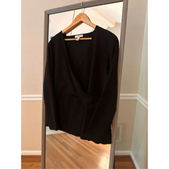 Halston Black V Neck Top‎ Size Large - Picture 1 of 5